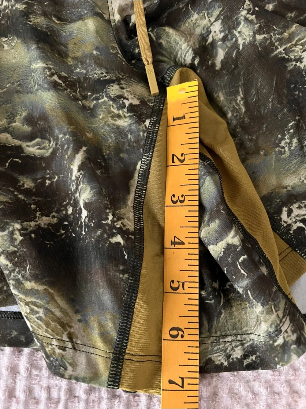 Lululemon T.H.E. Short 7